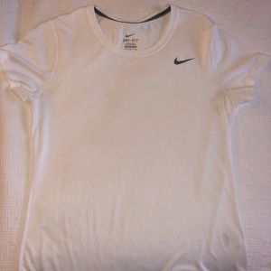 Women’s White Nike Tee-Shirt